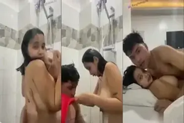 Gadis Cantik Pasrah Goyang Kasur Mandi poster