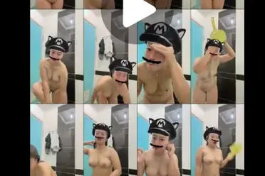 Talent Catlyn Cewek Semok Mandi Sambil Colmek poster
